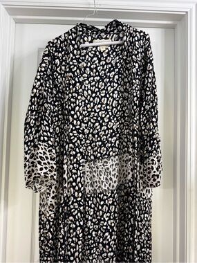 saltwater LUXE Black Cream Leopard Print Blouse